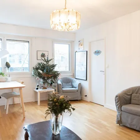 Bright 69 M2 T3 With Balcony Lägenhet *