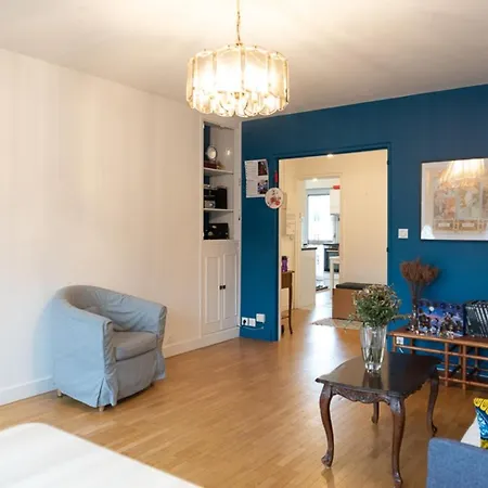 Bright 69 M2 T3 With Balcony * Vanves