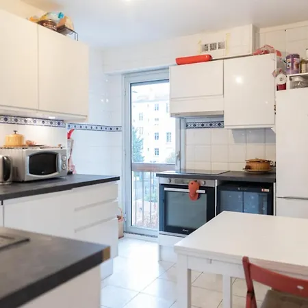 Bright 69 M2 T3 With Balcony Lägenhet *